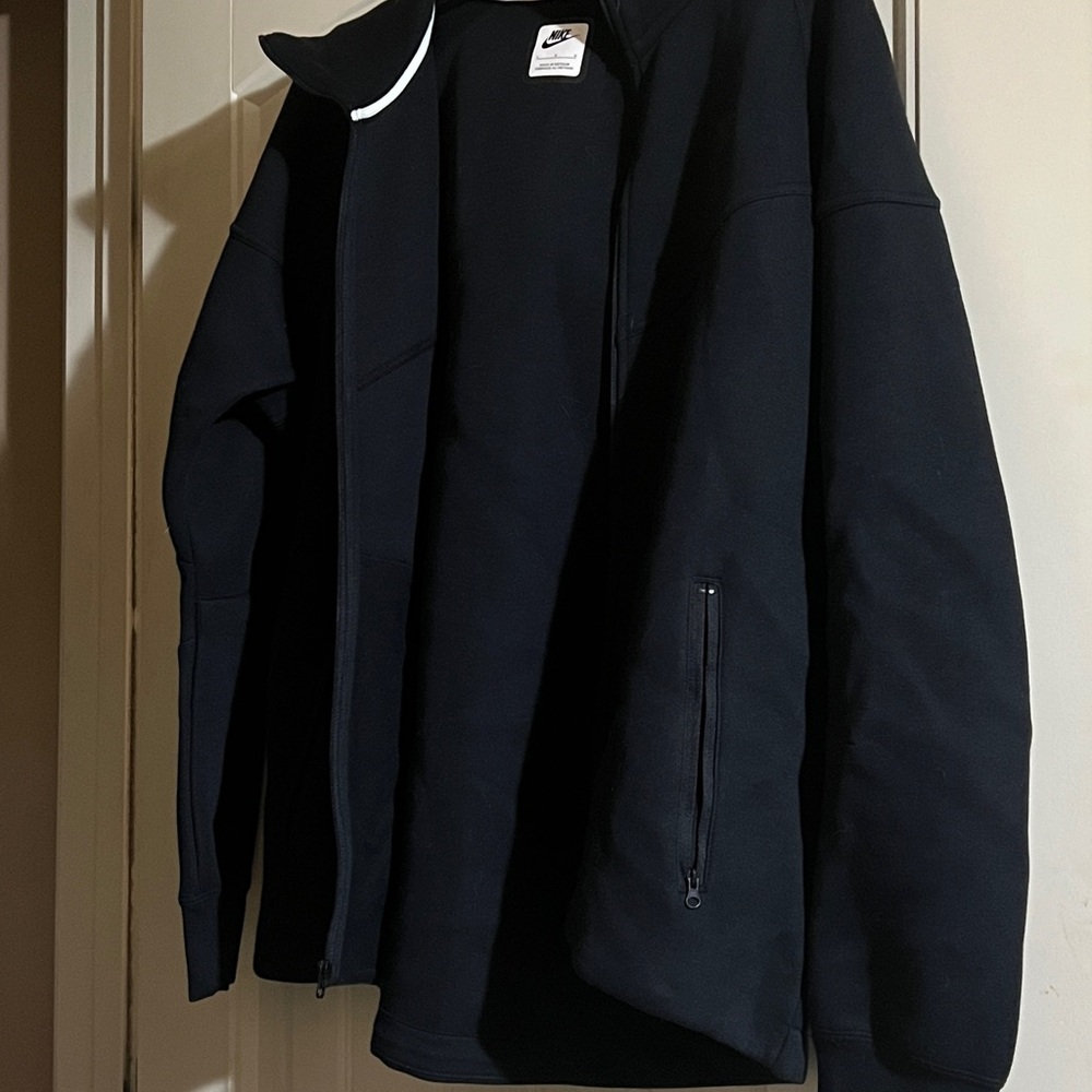 Nike Black Lightweight Zip Jacket